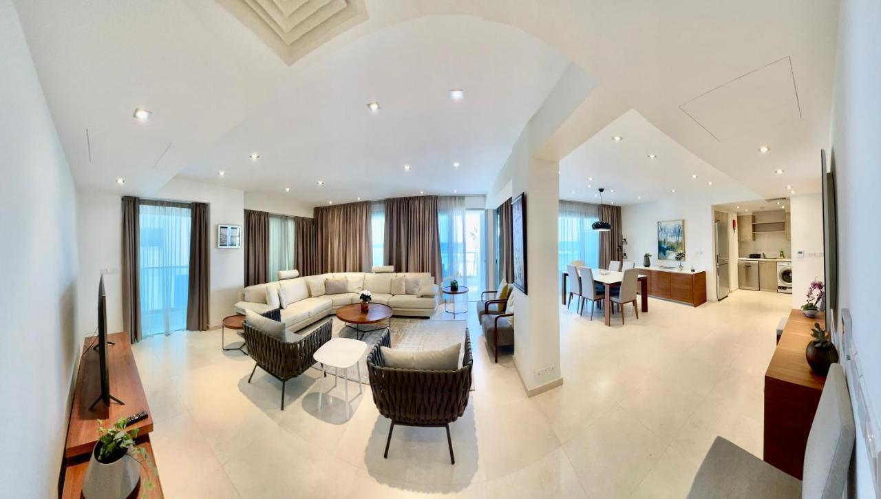 Aphrodite Plaza Larnaca Zewnętrze zdjęcie