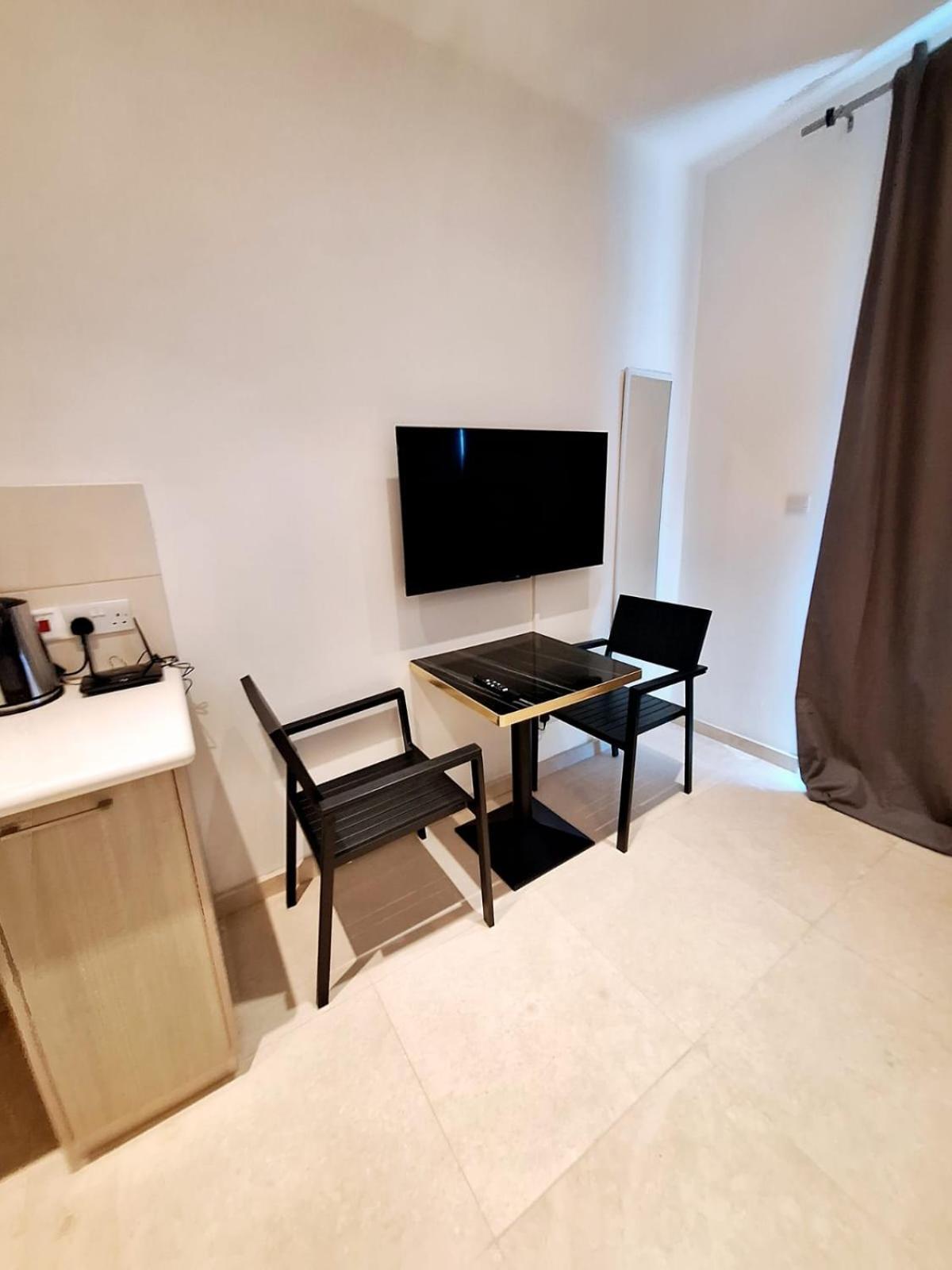 Aphrodite Plaza Larnaca Zewnętrze zdjęcie